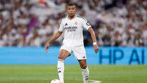 BREAKING. Kylian Mbappe has suffered a thigh injury. How long will he miss?