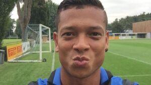 Former Colombian Footballer Fredy Guarín Admits to Alcohol Addiction
