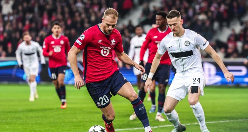 Décision correcte ? L’arbitre accorde puis annule un penalty contre Sturm Graz