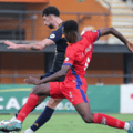 Al Ahly met le pied en quarts de finale de la Ligue des Champions de la CAF: éclat pour Imam Ashour