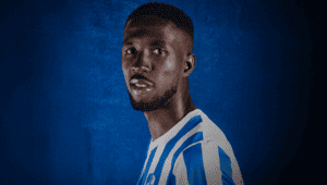 Le milieu sénégalais Samba Lélé Diba rejoint Grenoble Foot 38 jusqu'en 2028
