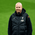Slot ne considère pas Liverpool comme la meilleure équipe d'Europe. Mais il a nommé qui l'est