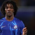 À 17 ans, Mheuka devient le plus jeune joueur de l'histoire de Chelsea à débuter un match de coupe d'Europe
