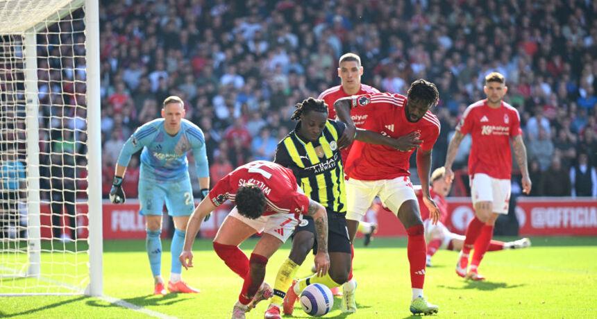 Ils l'ont fait ! Nottingham Forest a remporté sa première victoire sur Man City en championnat depuis 1997