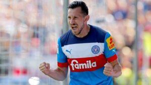 Il a suffi de 9 secondes. L'attaquant de Holstein Skrzybski a égalé le record de la Bundesliga