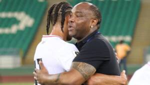 Benni McCarthy optimiste malgré le match nul 3-3 du Kenya contre la Gambie