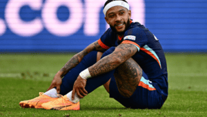 Memphis Depay, du Corinthians, dans l'œil du cyclone