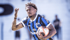 Abel Hernández renaît en tant que figure clé en Uruguay