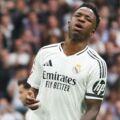 Vinicius misses two penalties in a row! How many did he score from the spot before?