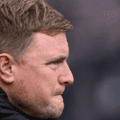Newcastle accueillera Manchester United sans entraîneur. Howe est à l'hôpital