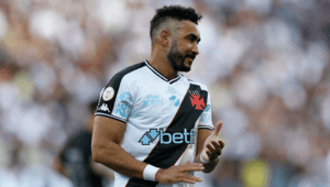 Payet lands in trouble over domestic violence. Details of the situation are shocking