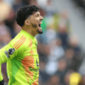 Le gardien qui a remplacé Onana est devenu le pire joueur de Man United lors du match contre Newcastle