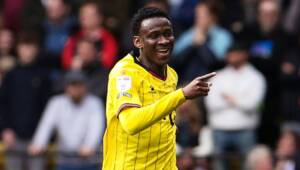 Doumbia progresse avec Watford – l'attaquant malien fait sa marque en Angleterre