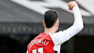 Une compagnie étoilée. Gabriel Martinelli est entré dans l'histoire d'Arsenal