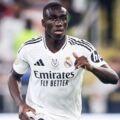 Ferland Mendy est revenu sur le terrain après un mois et demi et s'est de nouveau blessé