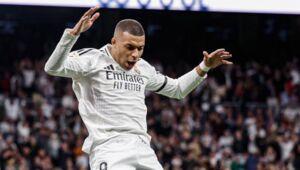 Le facteur Mbappé ! Le leader du Real marque pour la première fois de sa carrière sur un coup franc direct