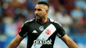 Payet Extends Vasco Contract Amid Injury and Off-Field Controversy