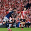 Scandale à Bilbao ! L’arbitre du match Athletic – Man United accorde un penalty et exclut un joueur