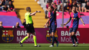 Major scandal erupts in El Clásico. Did De Jong use his hand to start