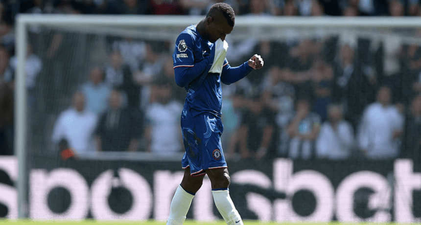 Premier League explains why Jackson was shown a red card in match against Newcastle