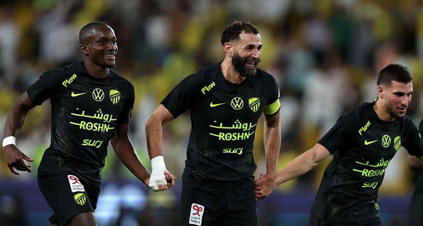 Benzema and Kanté lift the trophy. Al-Ittihad clinch Professional League title ahead of schedule