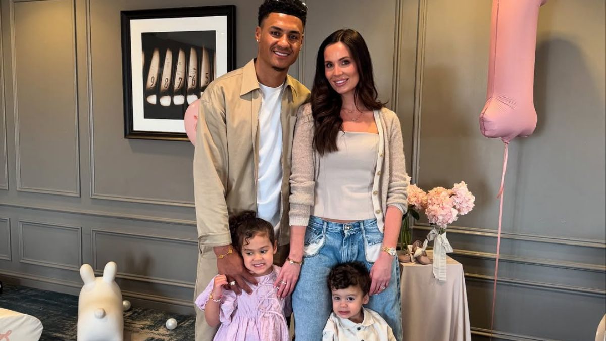 aston-villa-star-ollie-watkins-marries-longtime-girlfriend-ellie