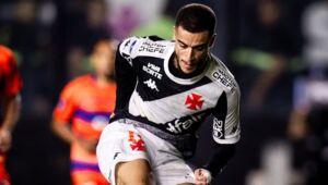 Terrifying. Gunshots heard during interview with Philippe Coutinho at Vasco da Gama training ground