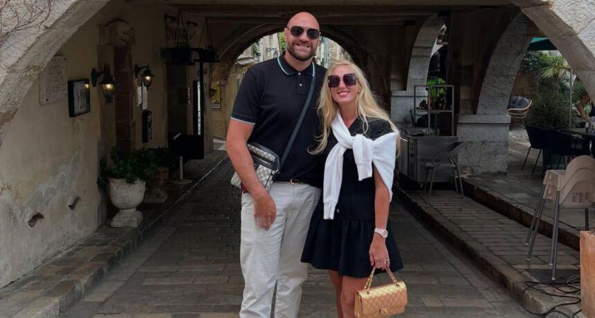 Boxing star Tyson Fury parties on the French Riviera with his wife