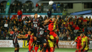Herediano держится крепко, несмотря на доминирование Alajuelense в безголевом первом матче
