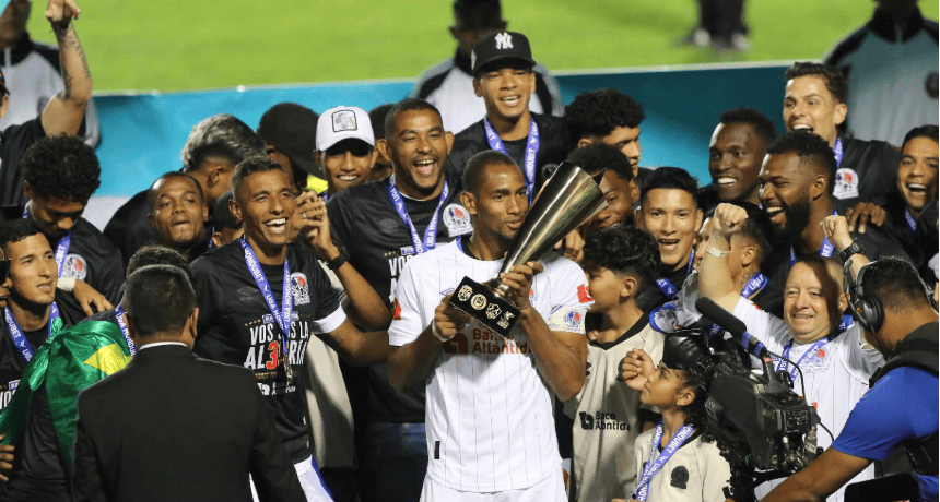 Olimpia Crushes Real España to Claim 39th Honduran League Title