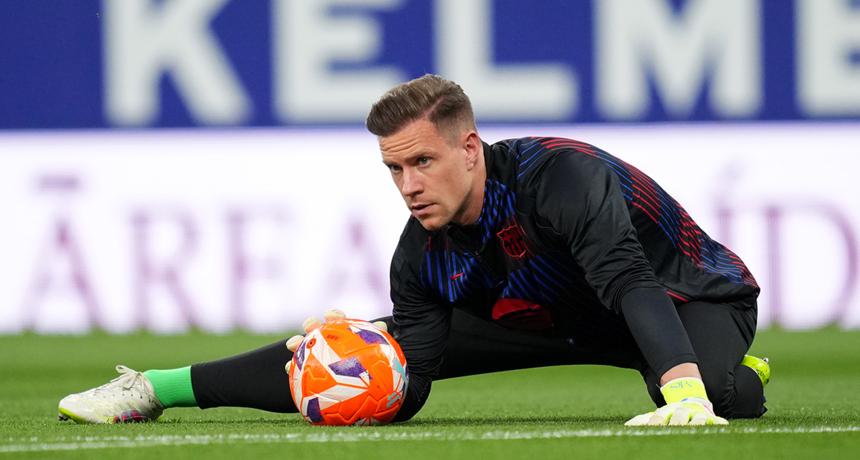 Barcelona has doubts about ter Stegen. The club may sell the German goalkeeper