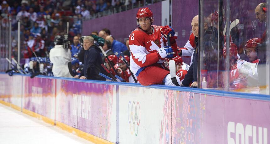International Olympic Committee extends suspension of Russian ice hockey team
