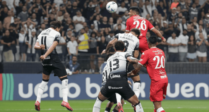 Huracán Host Corinthians With Knockouts Secured and Final on the Horizon