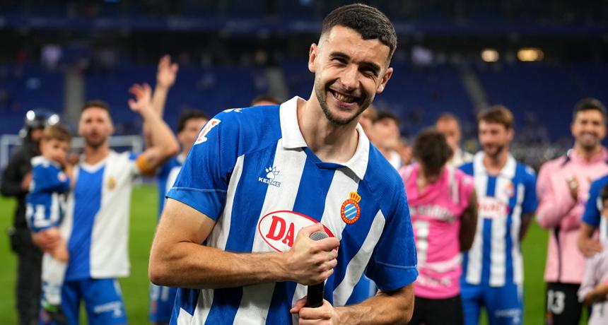 Espanyol goalkeeper Joan García is very close to joining Barcelona