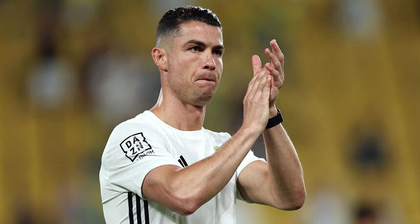 Al-Nassr director says negotiations with Ronaldo are ongoing