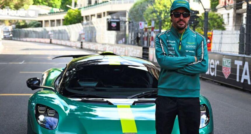 Fernando Alonso visits Barcelona fan zone as Catalunya circuit ambassador