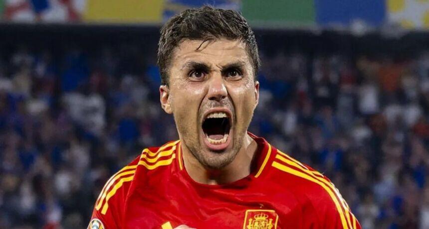 Top priority. Man City preparing improved contract for Rodri