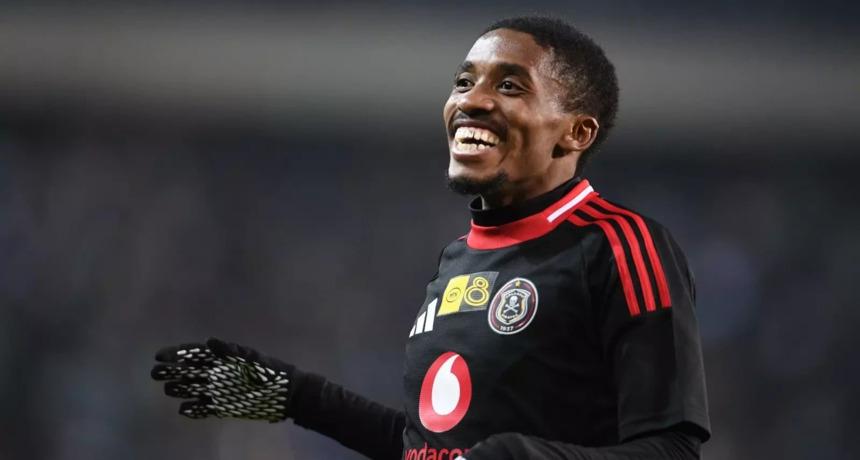 A blockbuster transfer on the horizon? Kaizer Chiefs sign pre-contract with Monnapule Saleng