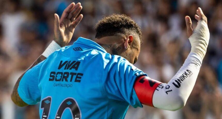 Neymar apologized to his team and fans for being sent off in the match against Botafogo