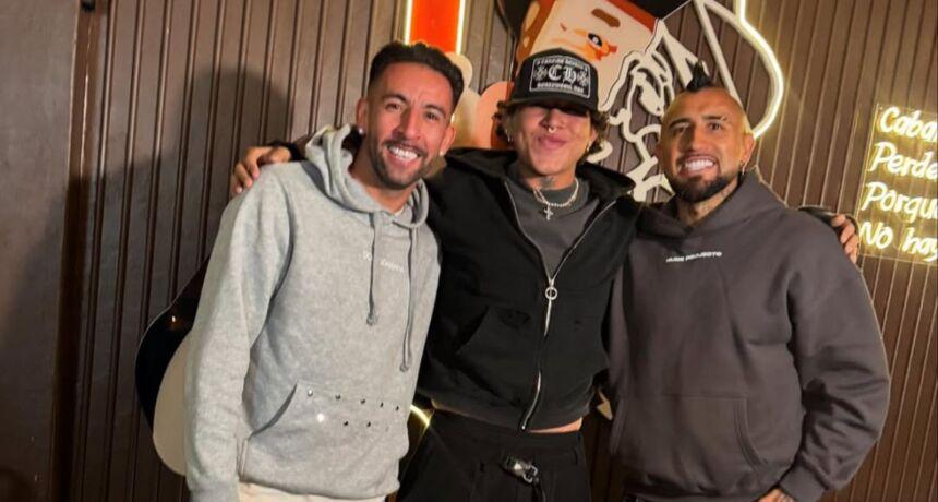 Star-studded meeting! Arturo Vidal meets popular South American singer in Chile