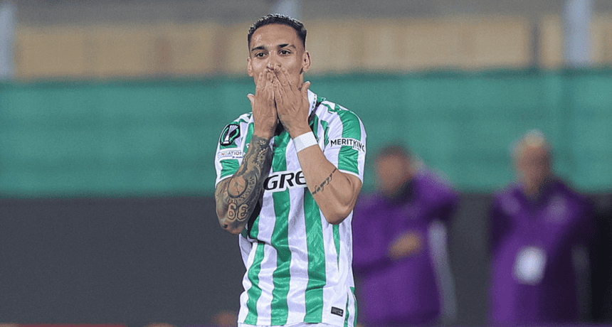 Antony n'a pas l'intention de retourner à Manchester United et veut rester au Betis