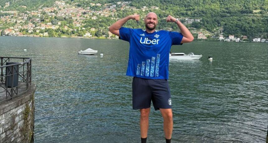 Tyson Fury compartió un divertido video de su entrenamiento de carrera "con carga adicional"