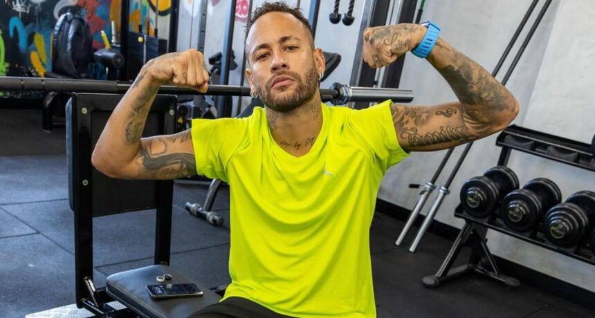 Spent time with family and friends. Neymar shares personal vacation photo