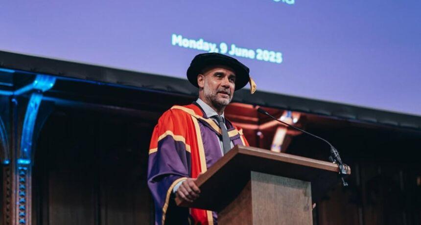 Guardiola delivers speech on Gaza Strip after receiving honorary degree from University of Manchester
