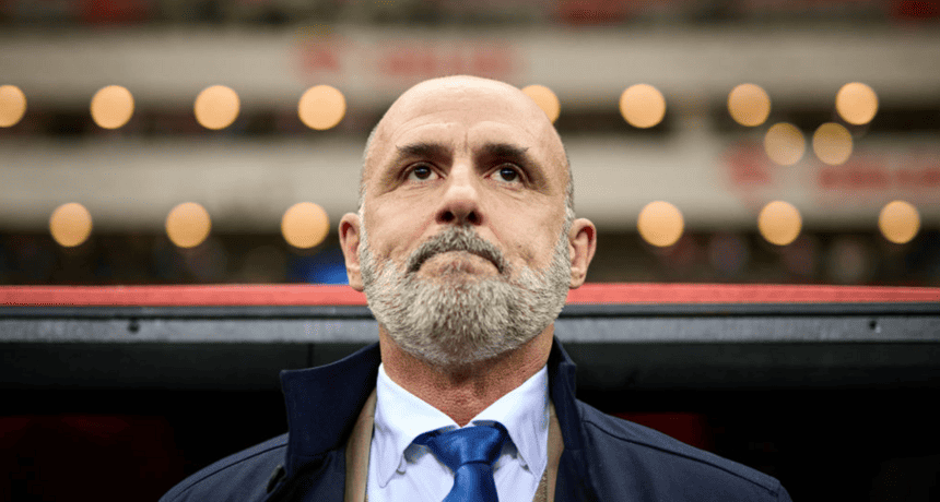 Poland head coach not planning to resign amid Lewandowski scandal