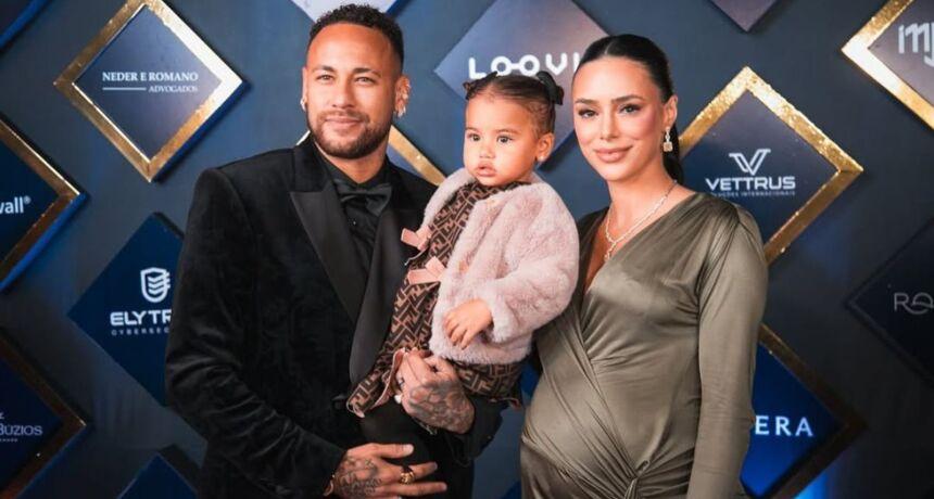Neymar shares heartwarming moments with his daughter and wife at the Instituto Neymar Jr charity gala