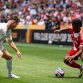 An interesting game plan. Auckland surprises at the start of the match against Bayern