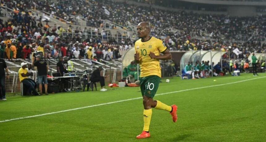 «J'ai encore beaucoup à offrir à l'équipe nationale !» Percy Tau répond à ses détracteurs
