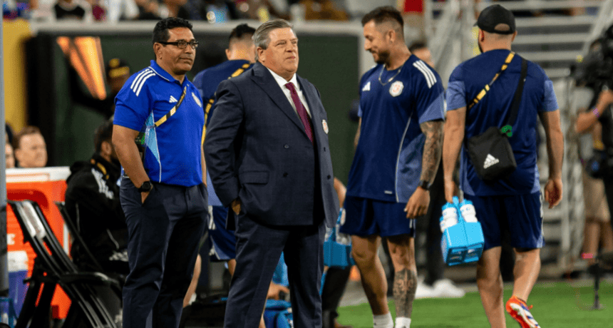 Costa Rica Escapes Scare Against Suriname, Herrera Blames Defensive Errors