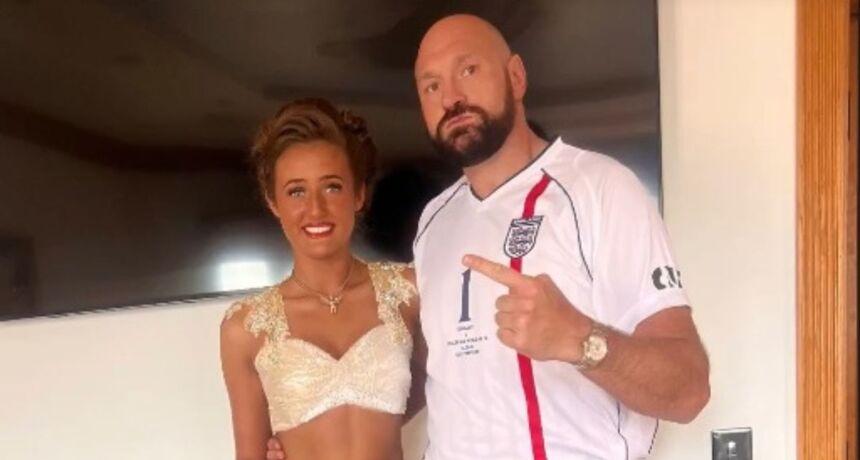Ya ha crecido. Tyson Fury comparte una foto personal con su hija mayor